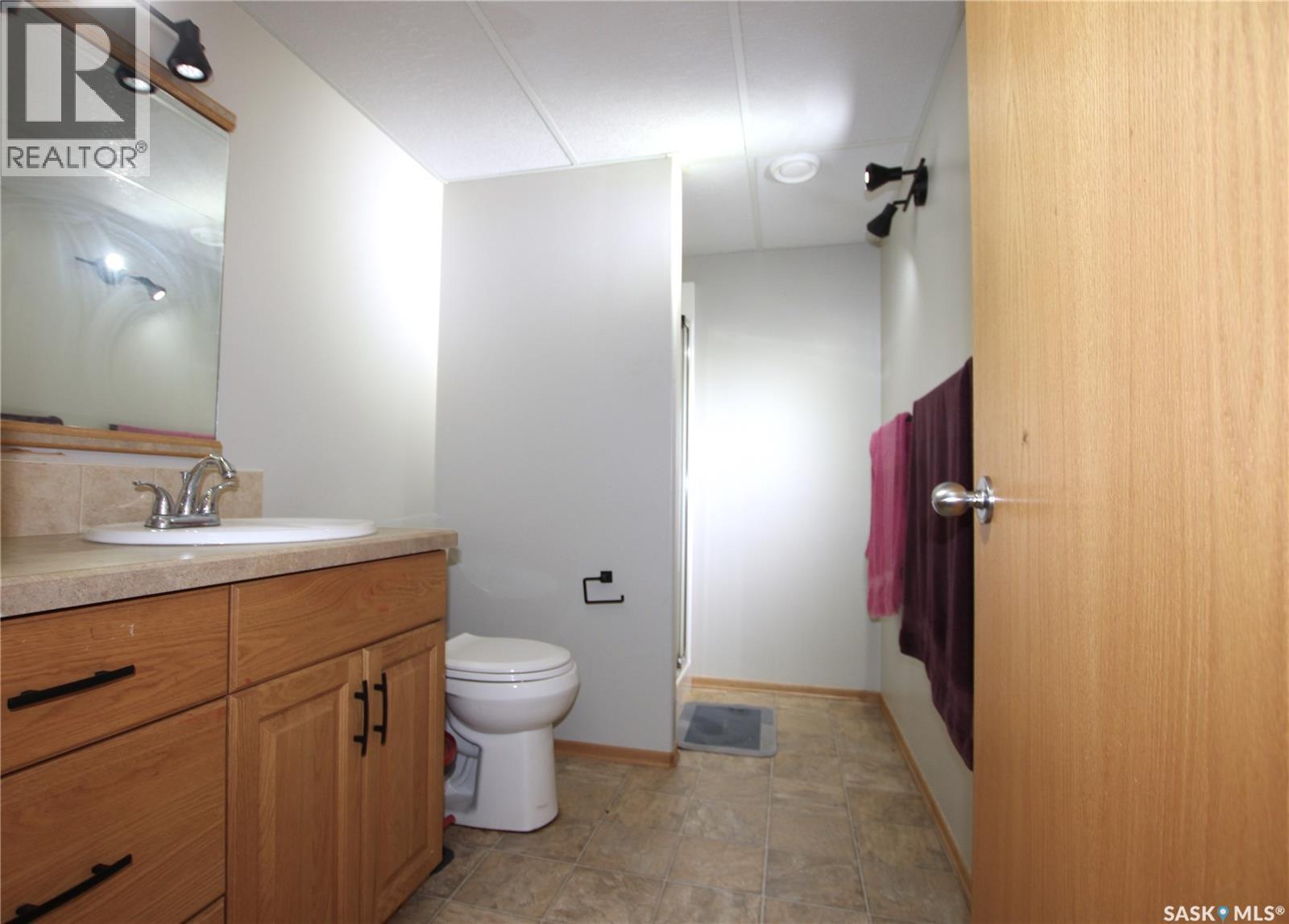 49 Wilson Crescent, Yorkton, SK - Indoor Photo Showing Bathroom