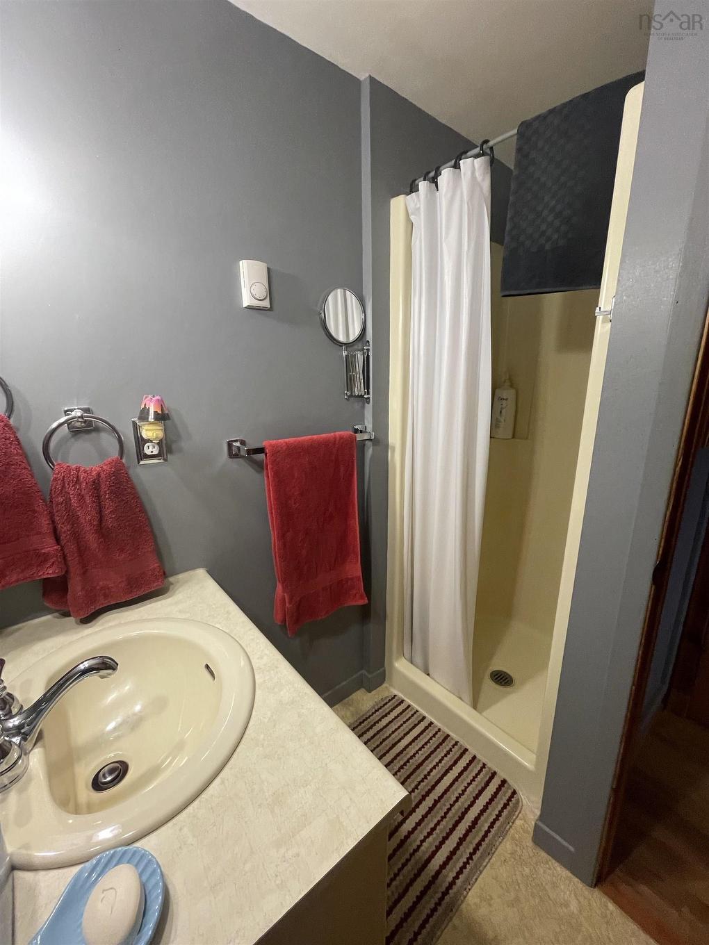 11690 Highway 4, Barra Head, NS