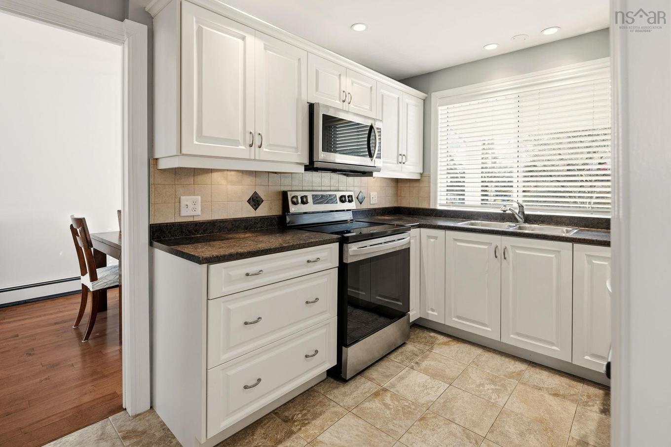 7 Benview Drive, Dartmouth, NS