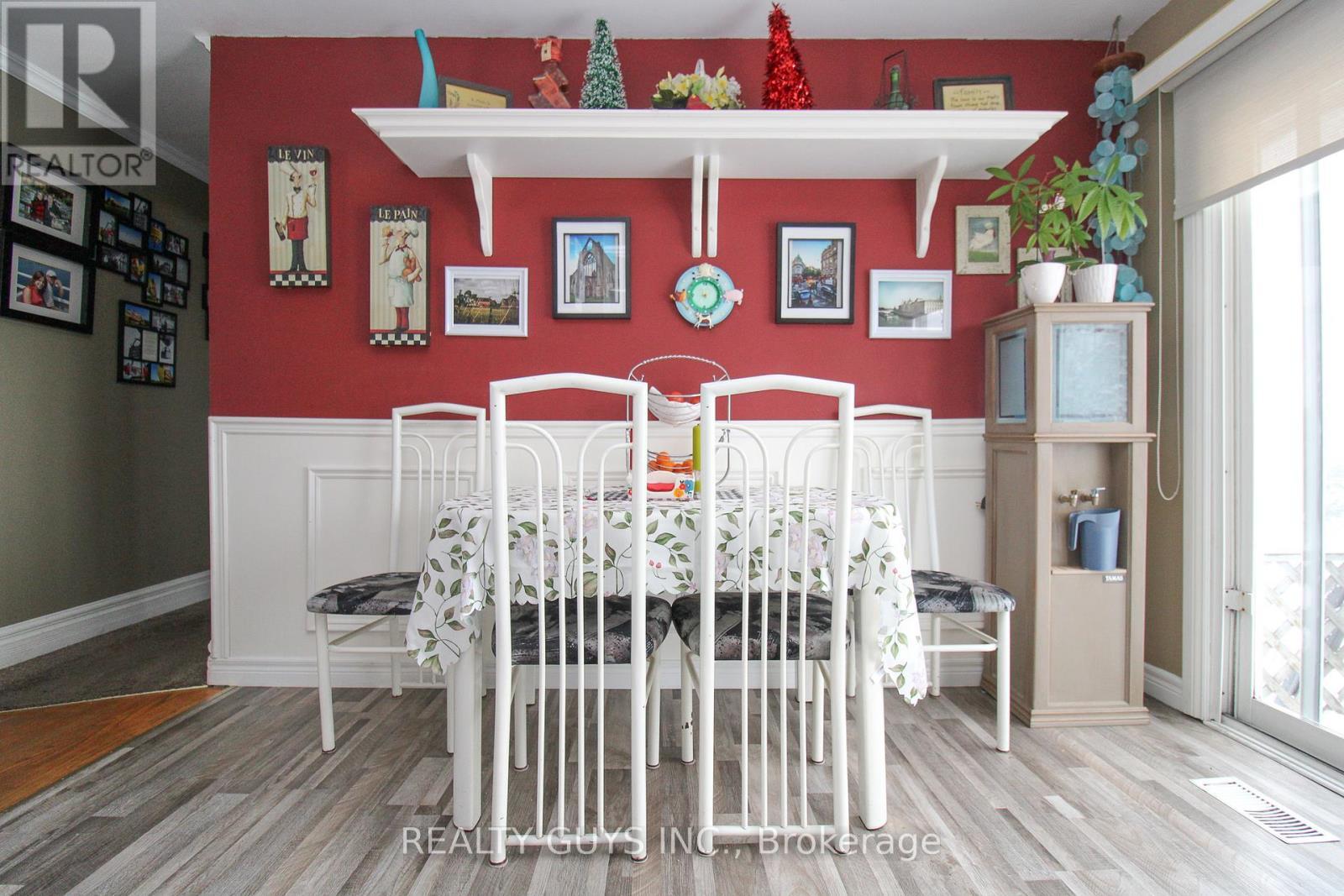 1219 Meadowview Road, Kawartha Lakes (Emily), ON - Indoor Photo Showing Dining Room