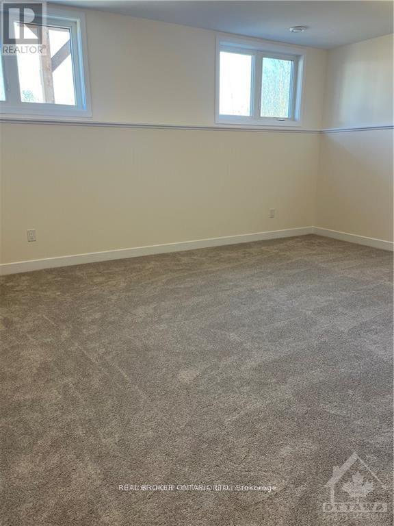 87 Staples Boulevard, Smiths Falls, ON - Indoor Photo Showing Other Room