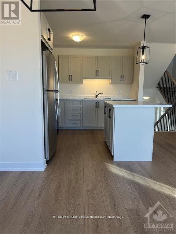 87 Staples Boulevard, Smiths Falls, ON - Indoor Photo Showing Kitchen