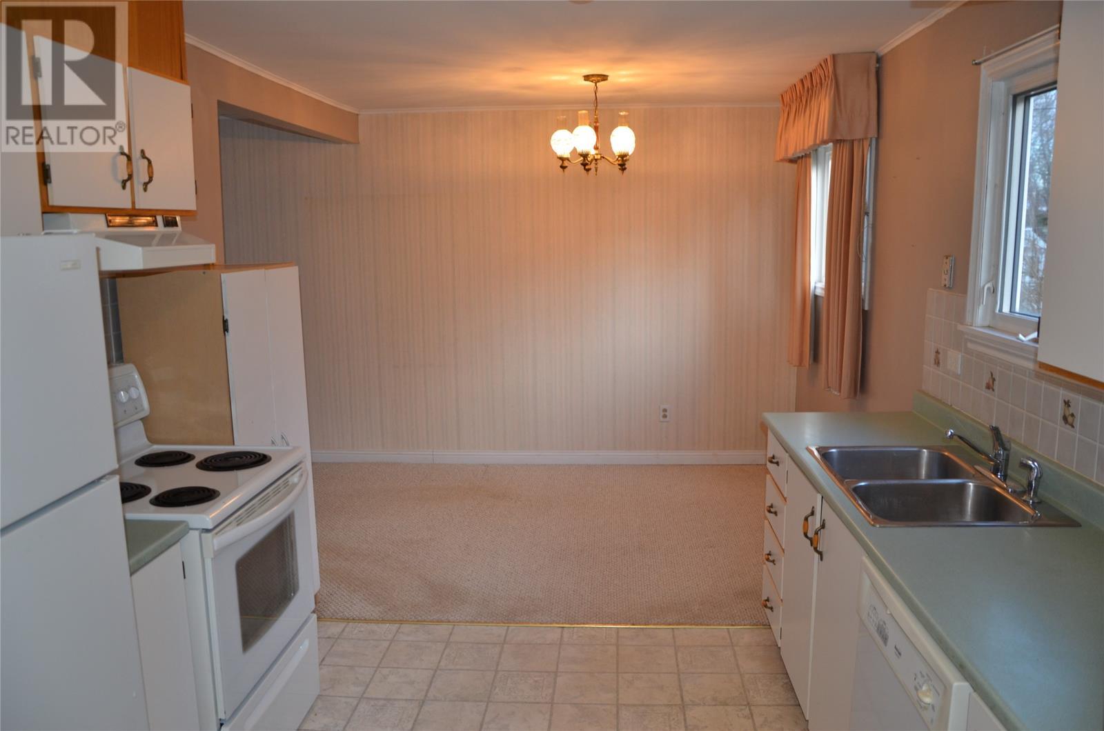 19 Pearson Street, St John'S, NL - Indoor Photo Showing Kitchen With Double Sink
