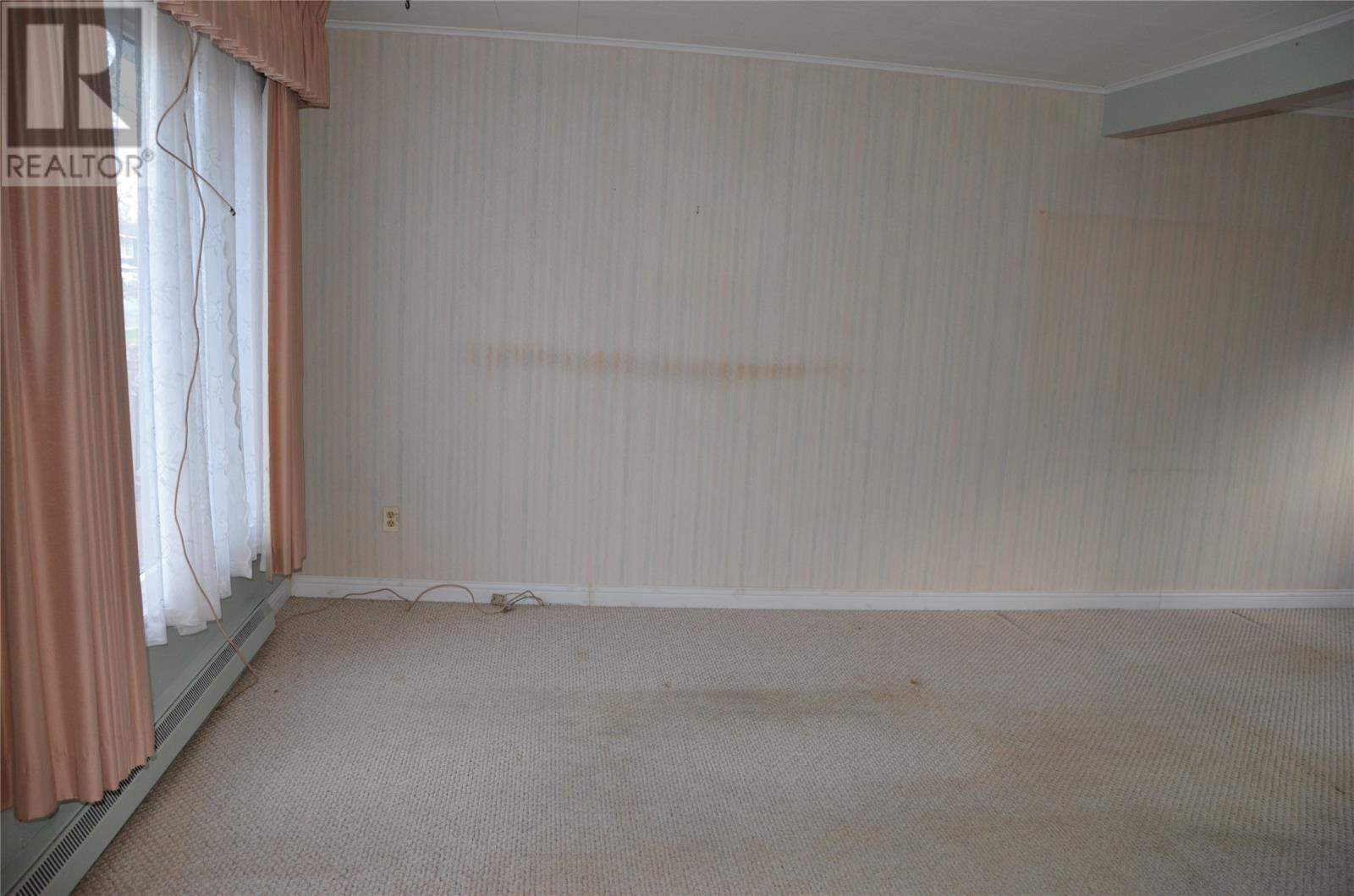 19 Pearson Street, St John'S, NL - Indoor Photo Showing Other Room