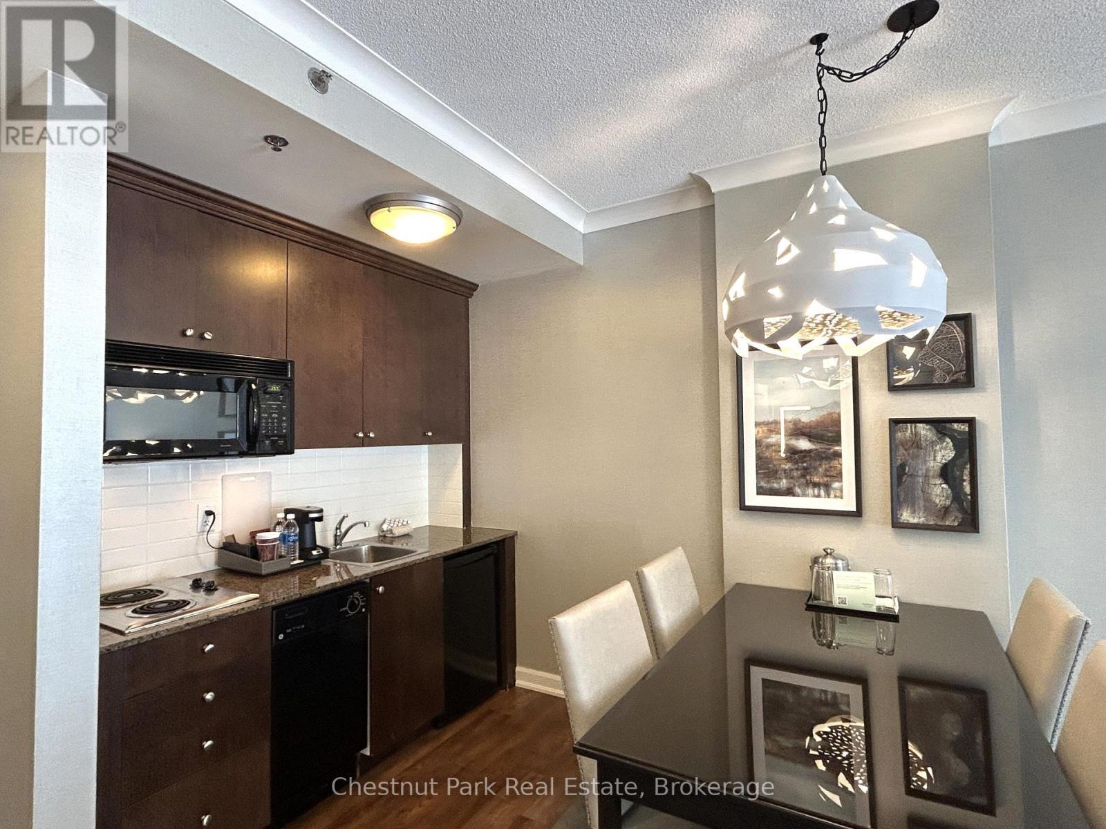 307 - 220 Gord Canning Drive, Blue Mountains, ON - Indoor