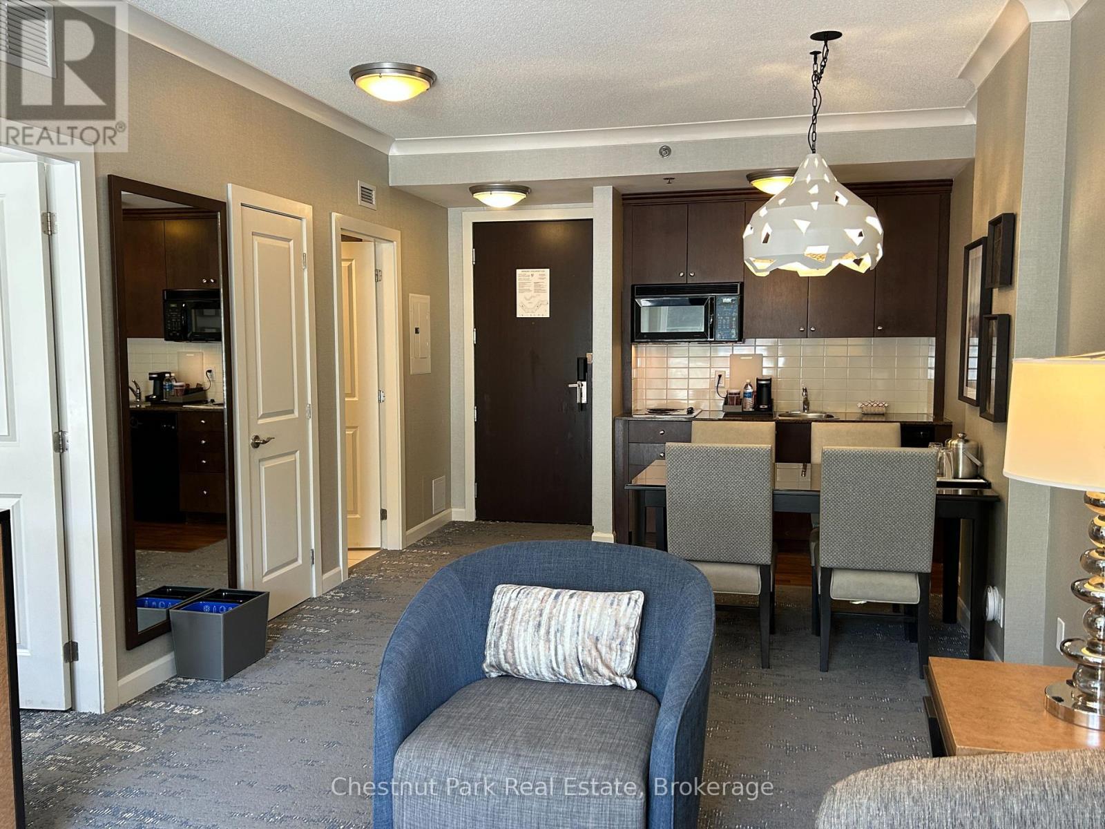 307 - 220 Gord Canning Drive, Blue Mountains, ON - Indoor