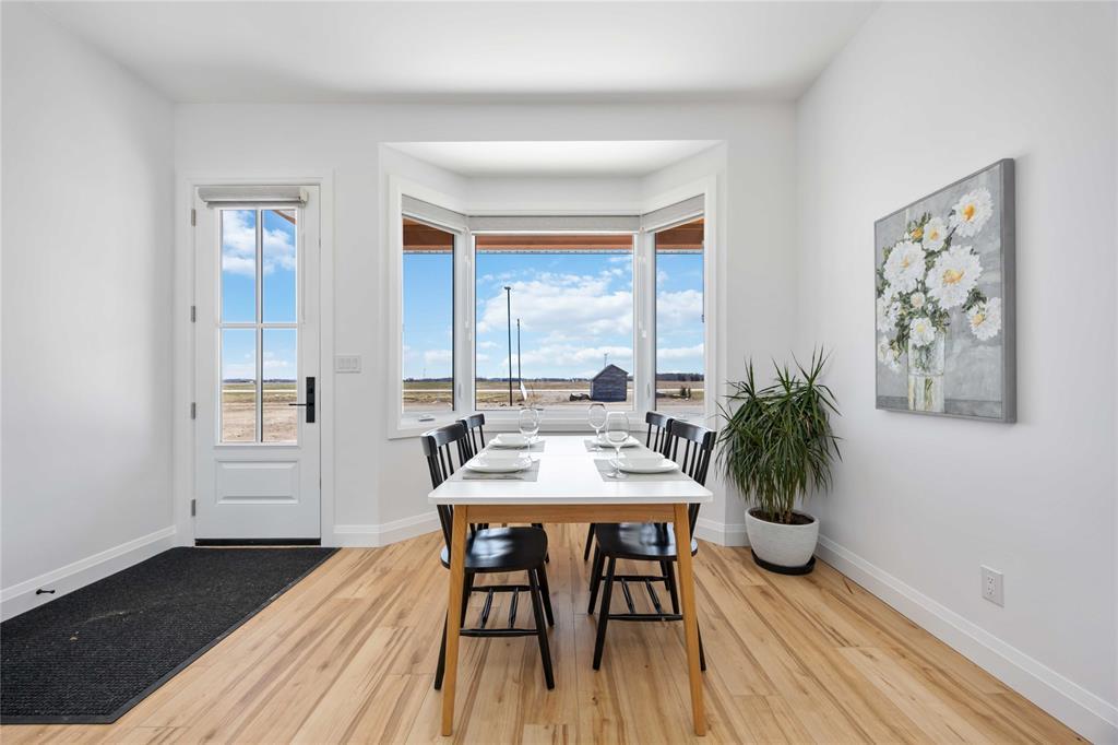 4-6320 Lakeshore Road, Lambton Shores, ON