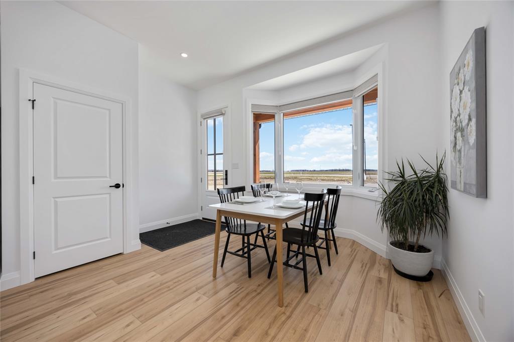 4-6320 Lakeshore Road, Lambton Shores, ON