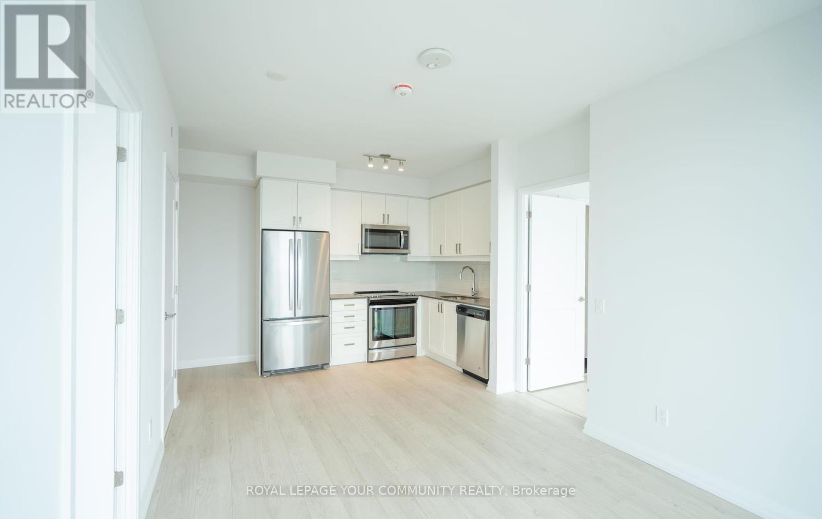2310 - 7895 Jane Street, Vaughan, ON - Indoor Photo Showing Kitchen With Stainless Steel Kitchen
