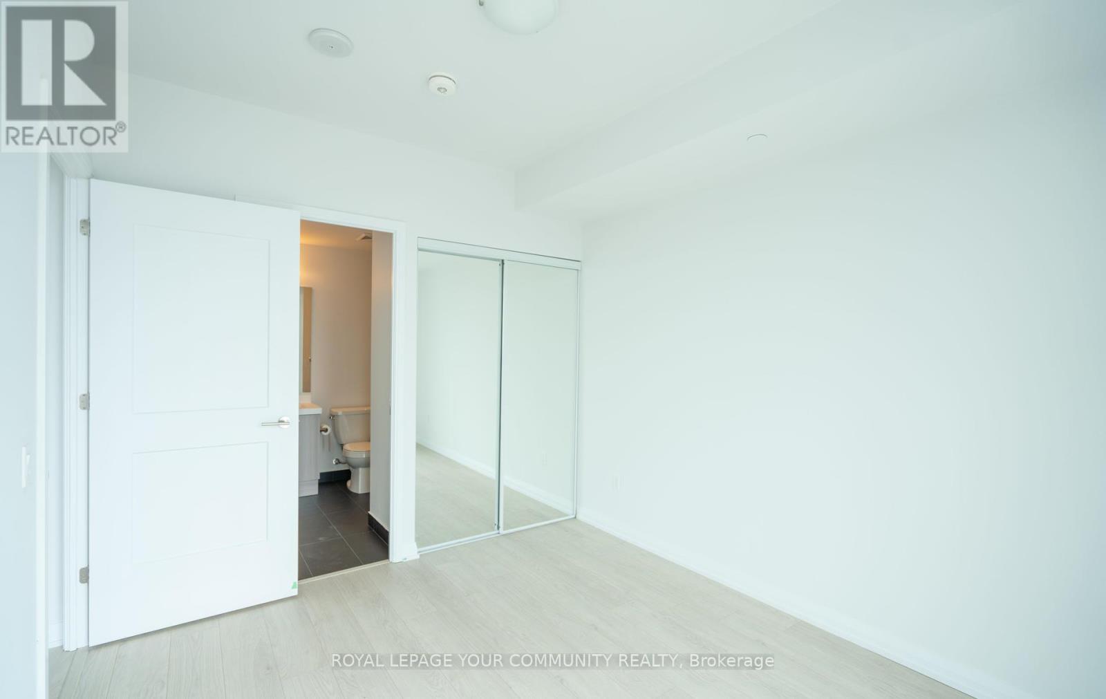 2310 - 7895 Jane Street, Vaughan, ON - Indoor Photo Showing Other Room