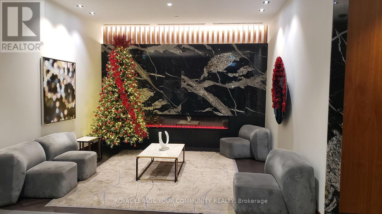 2310 - 7895 Jane Street, Vaughan, ON - Indoor