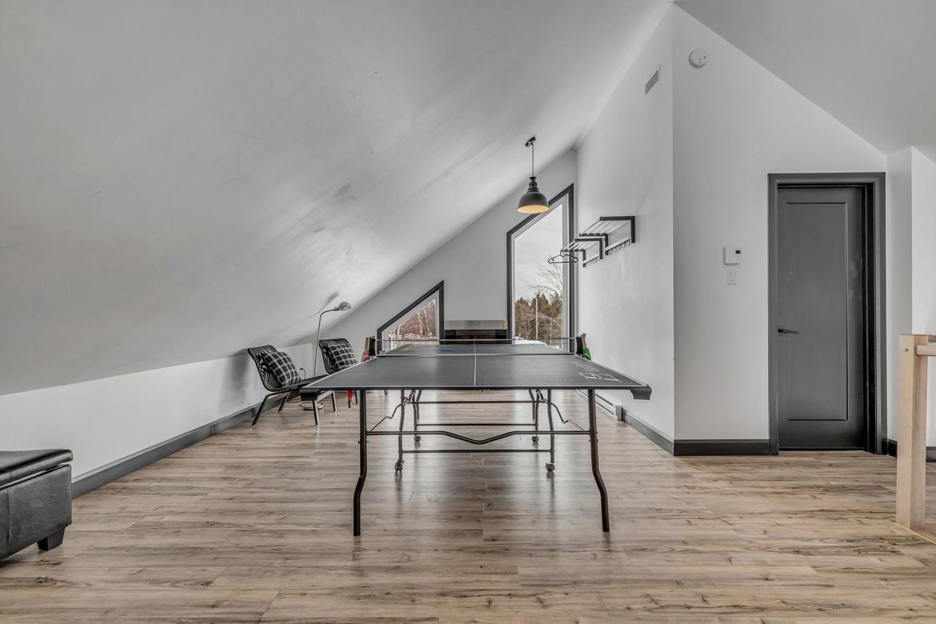 Playroom - 38 Rue Du Refuge, Saint-Ferréol-Les-Neiges, QC - Indoor Photo Showing Other Room