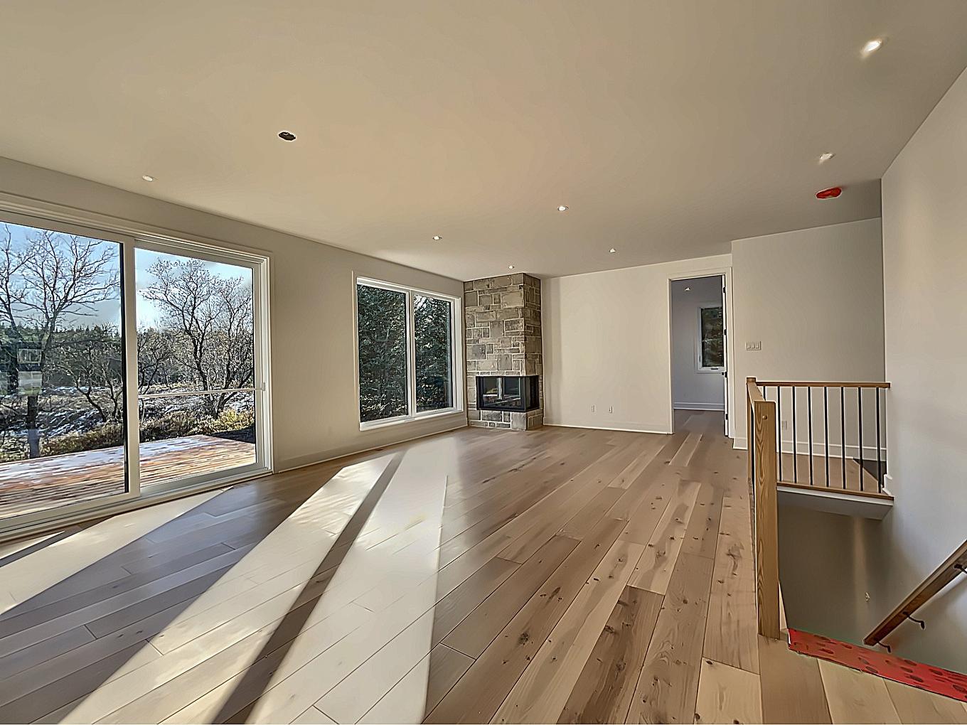 Living room - 1608 Ch. Des Achillées, Piedmont, QC - Indoor