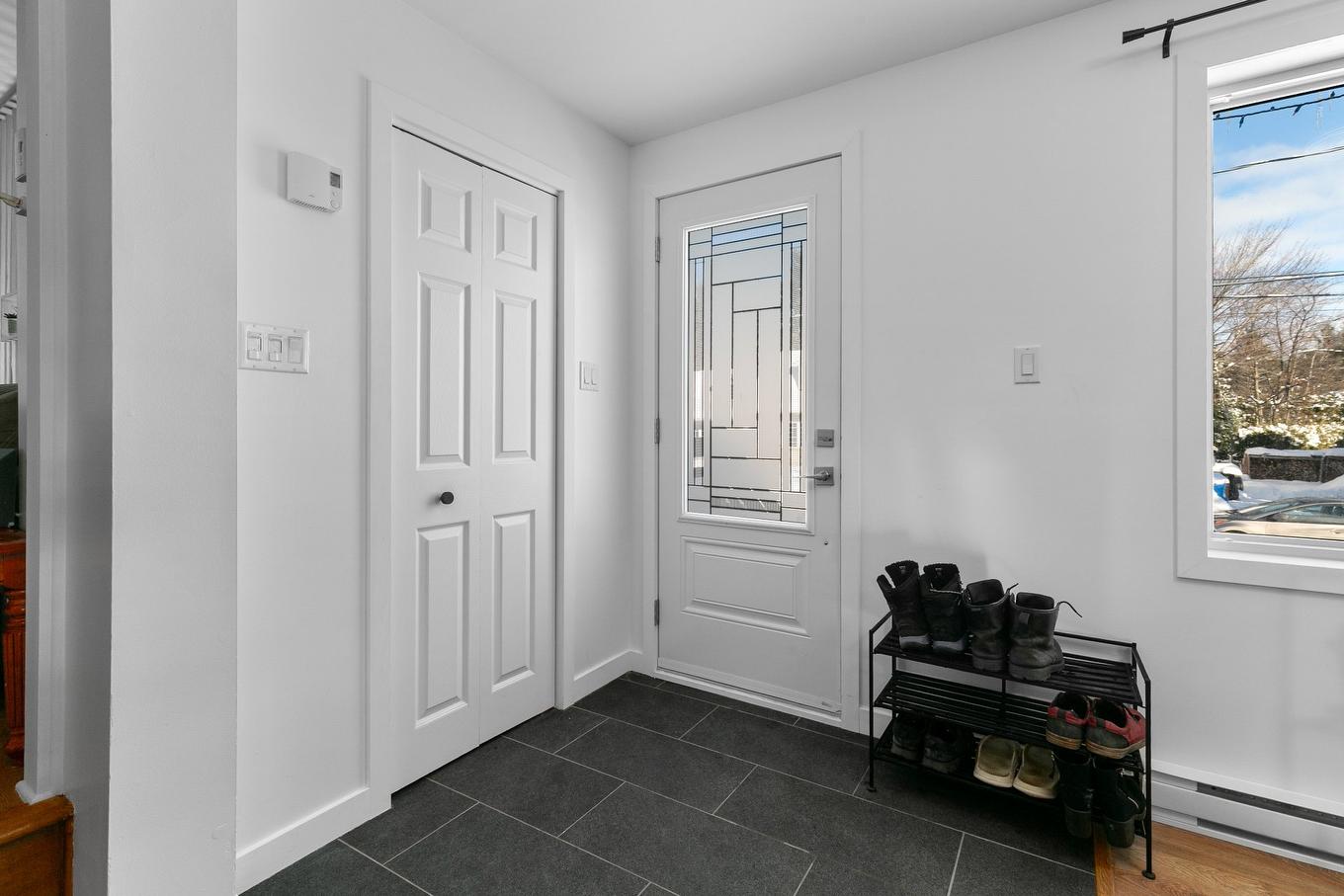 Hall - 1526 2E Avenue Du Lac-Lemenn, Sainte-Julienne, QC - Indoor Photo Showing Other Room