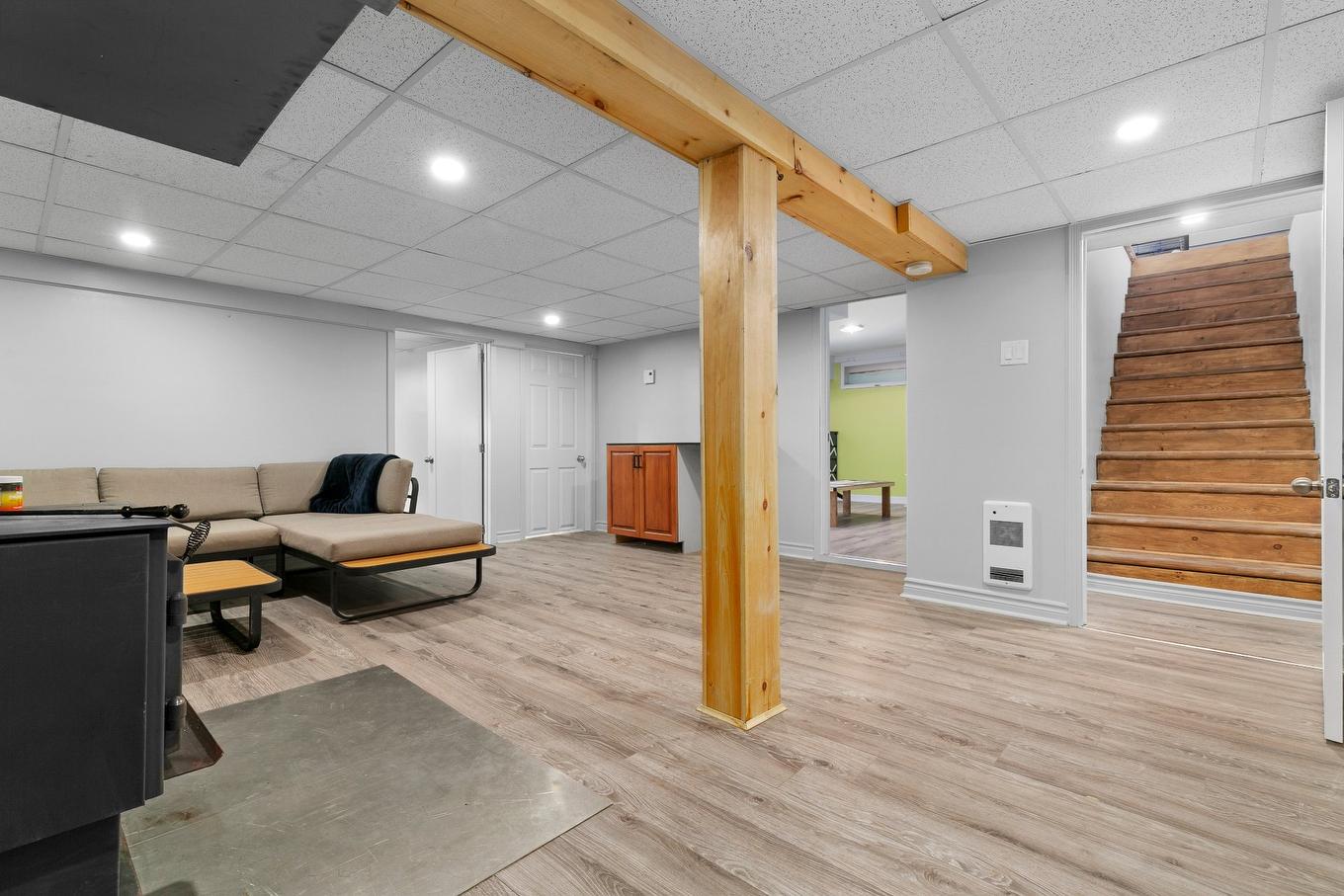 Family room - 1526 2E Avenue Du Lac-Lemenn, Sainte-Julienne, QC - Indoor