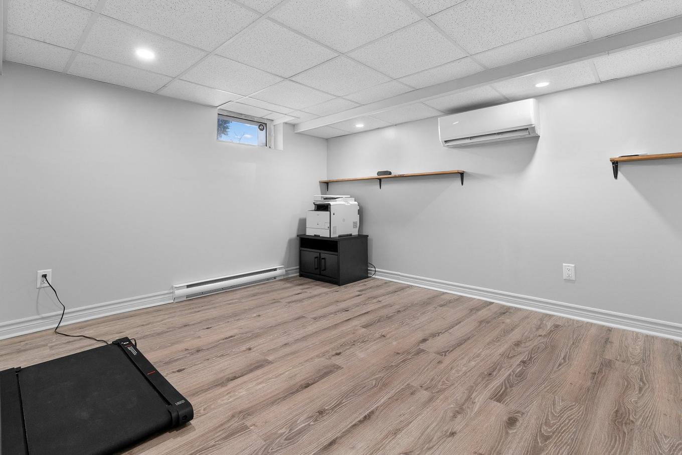 Bedroom - 1526 2E Avenue Du Lac-Lemenn, Sainte-Julienne, QC - Indoor