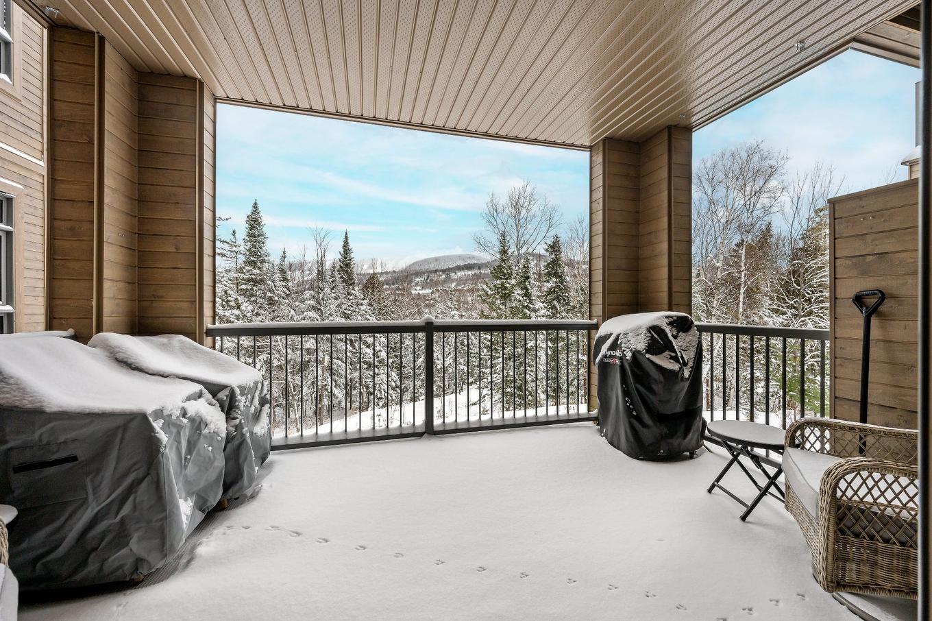 Balcony - 104-1000 Allée De Verbier, Mont-Tremblant, QC - Outdoor With Exterior