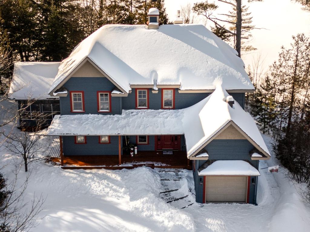 Frontage - 29 Ch. Des Mésanges, Sainte-Anne-Des-Lacs, QC - Outdoor With Facade