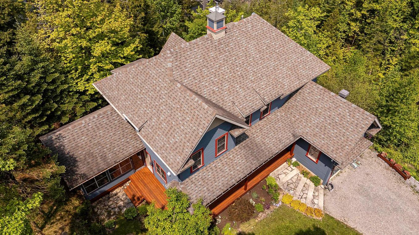 Aerial photo - 29 Ch. Des Mésanges, Sainte-Anne-Des-Lacs, QC - Outdoor