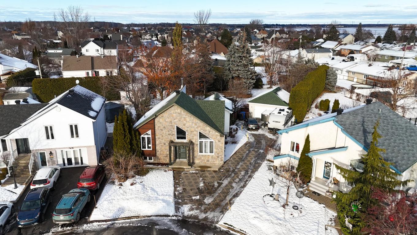 Photo aérienne - 281 Rue Alfred-Messier, Terrebonne (Lachenaie), QC