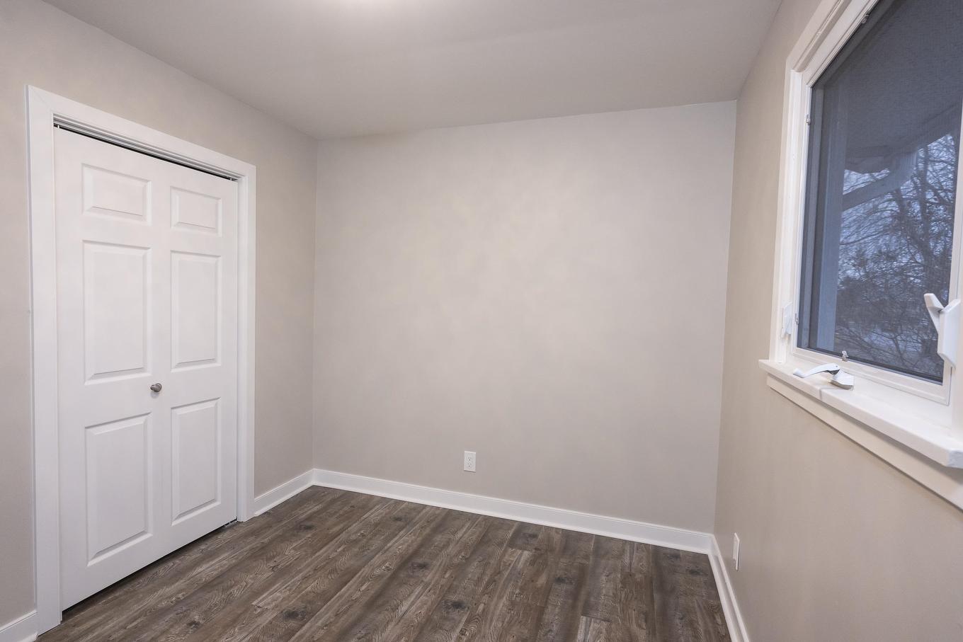 77 Gertrude Avenue, Thunder Bay, ON - Indoor Photo Showing Other Room