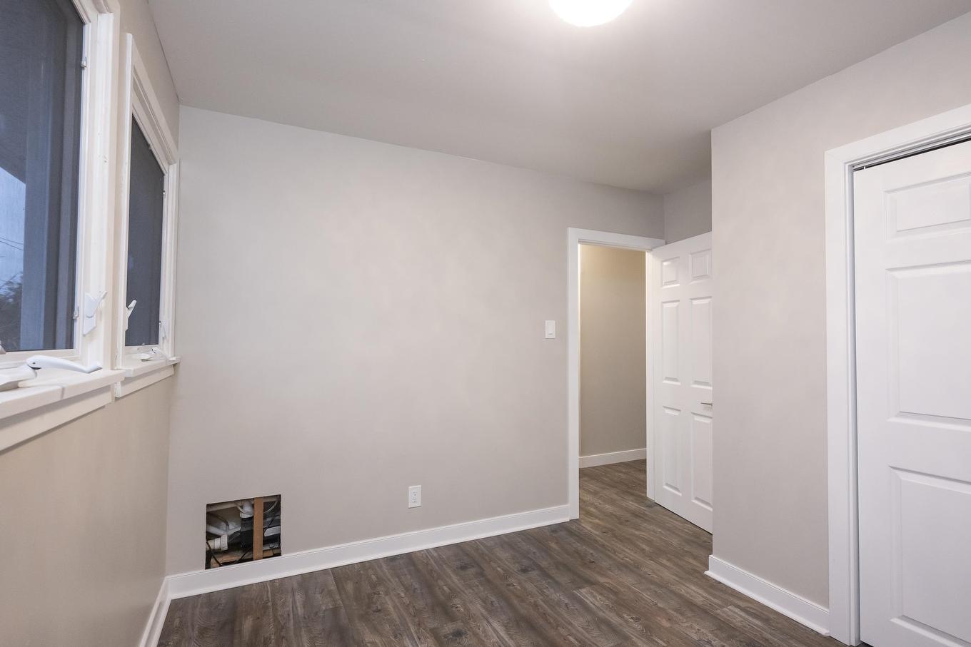 77 Gertrude Avenue, Thunder Bay, ON - Indoor Photo Showing Other Room