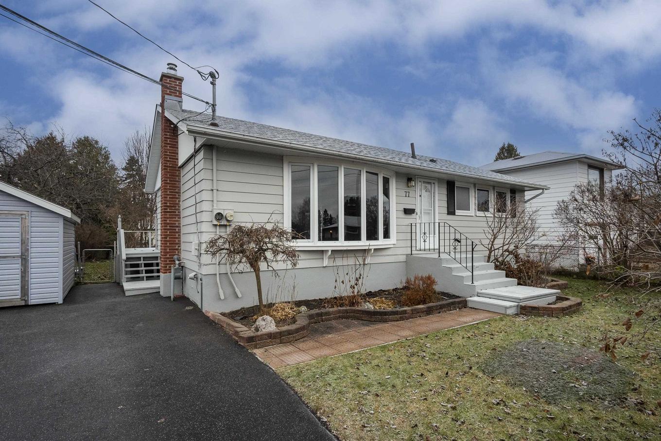 77 Gertrude Avenue, Thunder Bay, ON - Outdoor