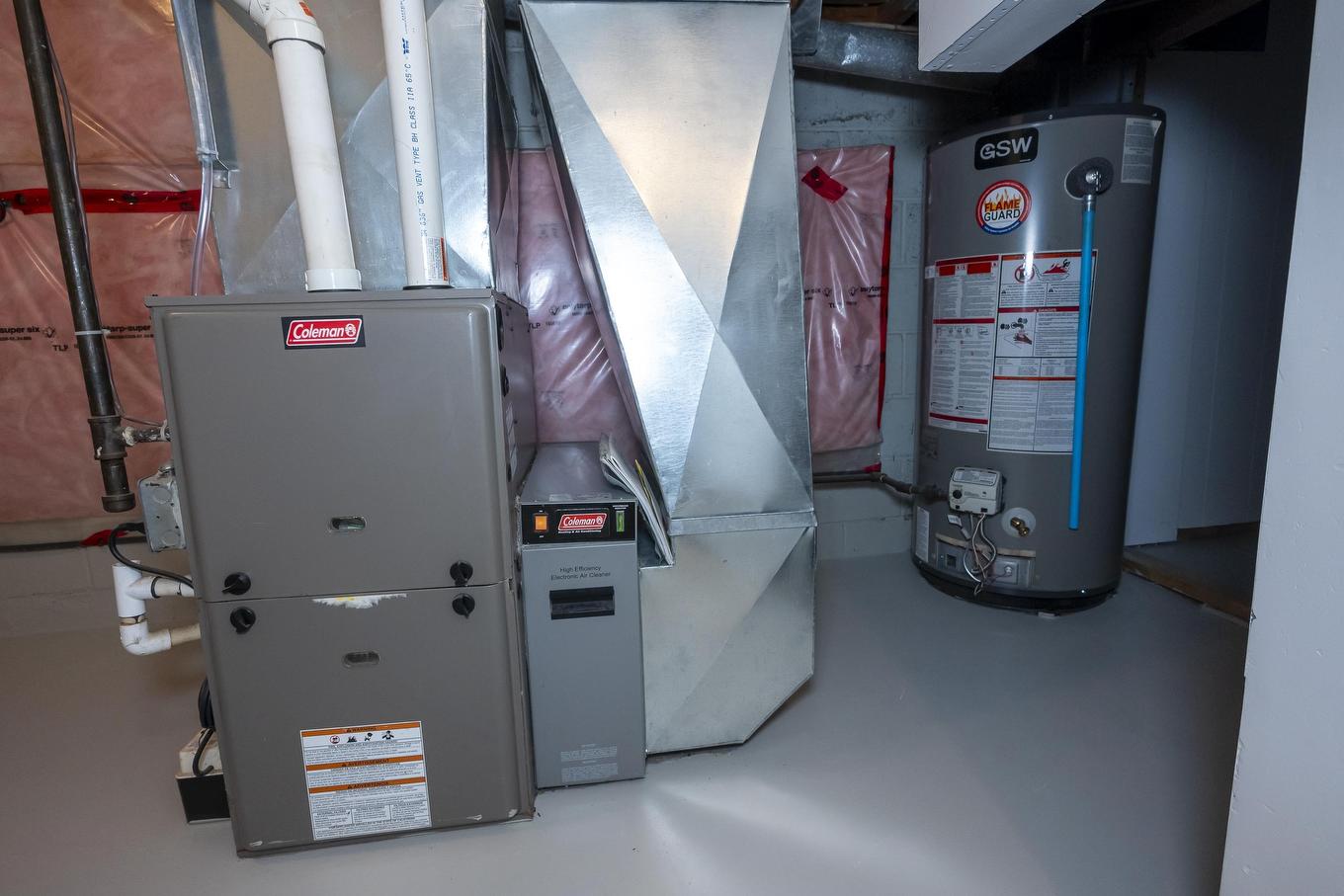 77 Gertrude Avenue, Thunder Bay, ON - Indoor Photo Showing Basement