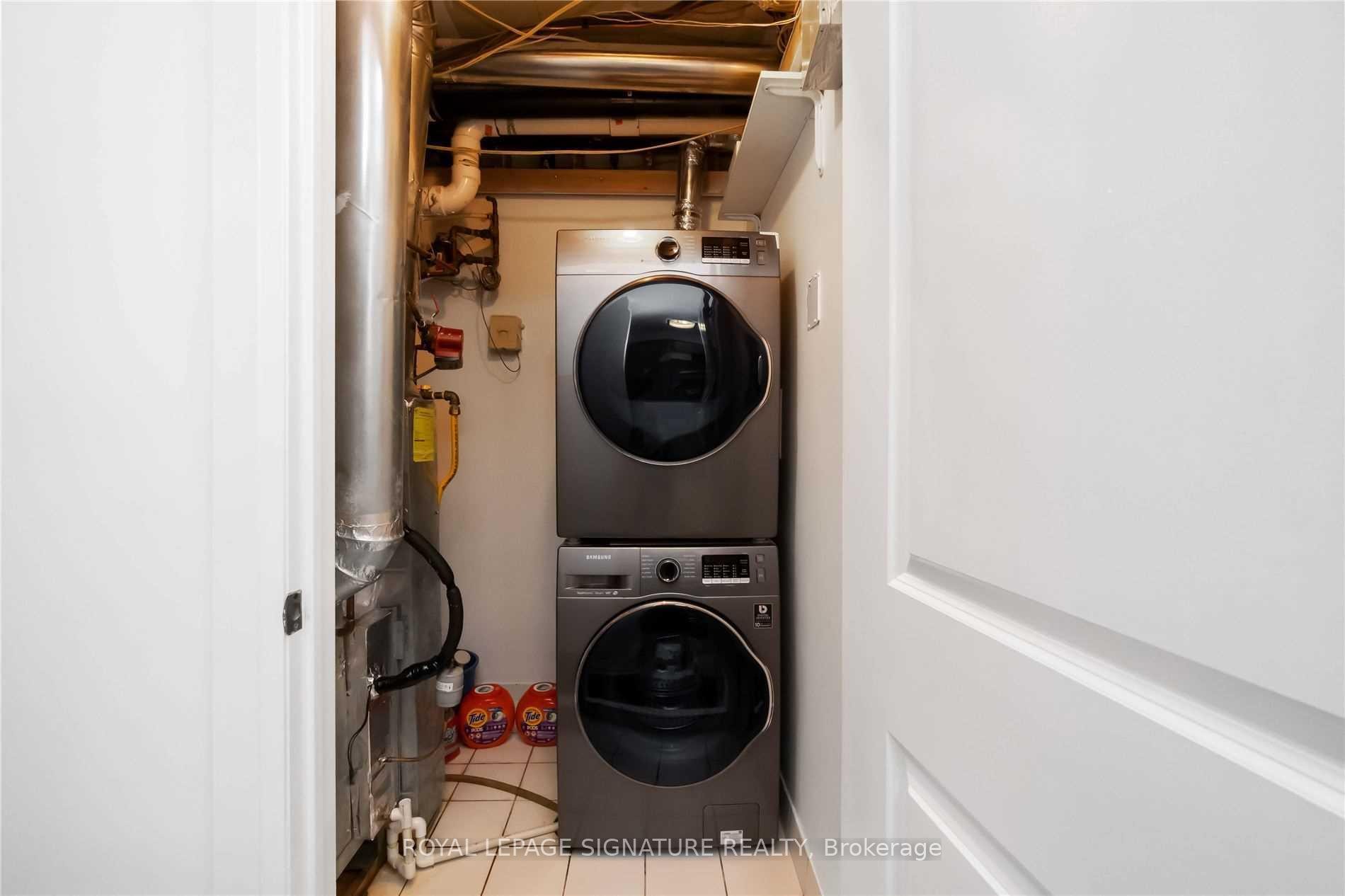 107-320 John Street, Markham, ON - Indoor Photo Showing Laundry Room