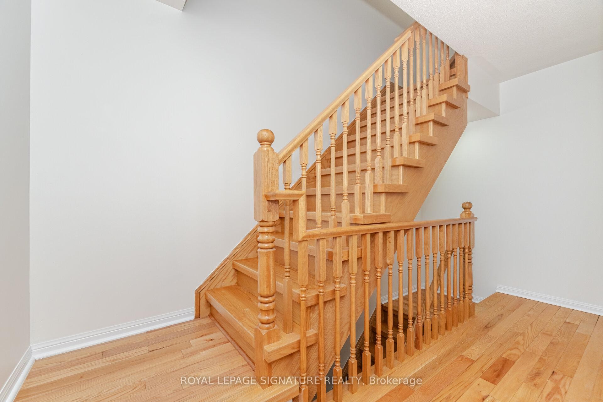 1182 Barnard Drive, Milton, ON - Indoor Photo Showing Other Room