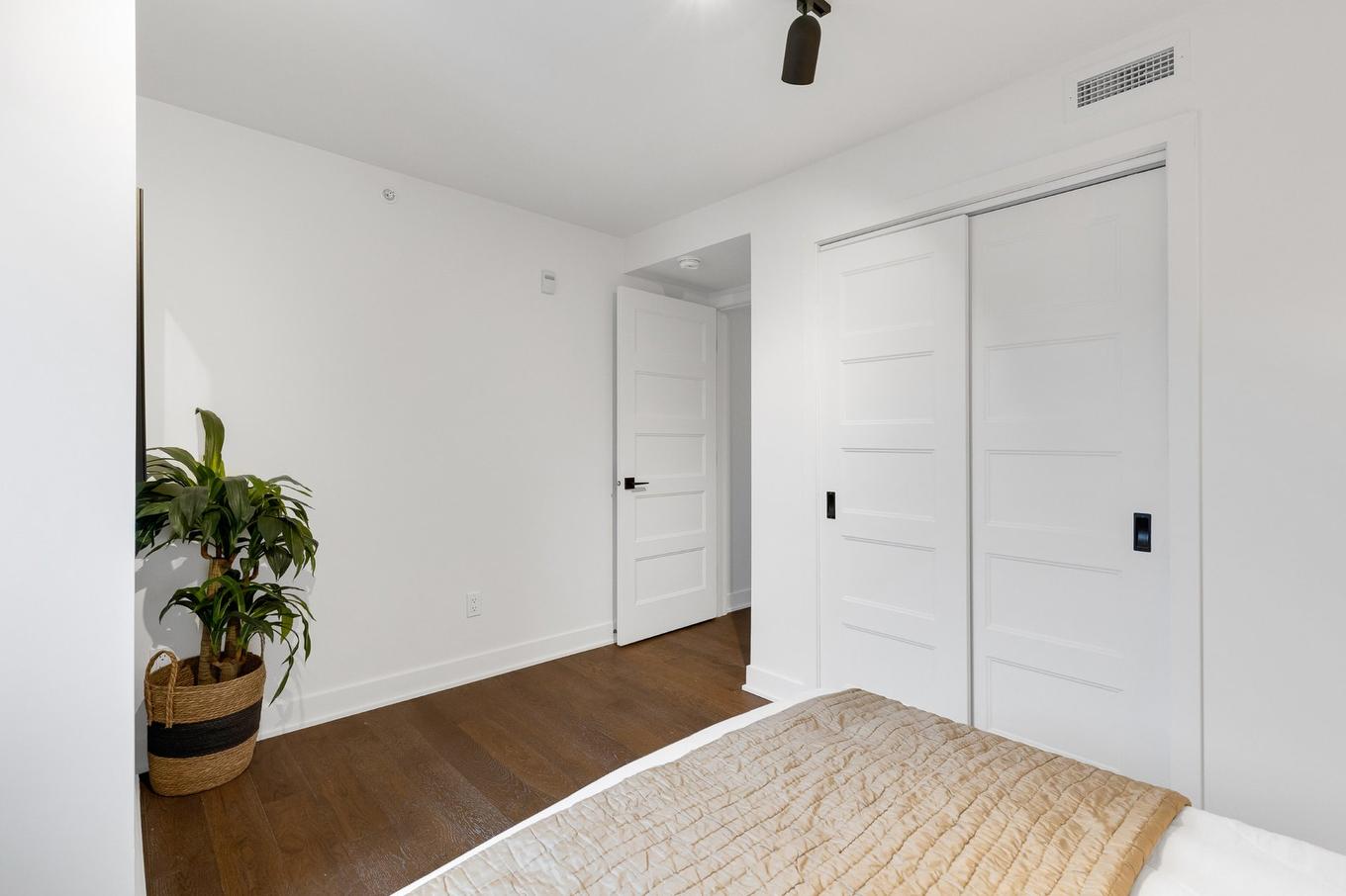 Bedroom - 307-5410 Av. Papineau, Montréal (Le Plateau-Mont-Royal), QC - Indoor