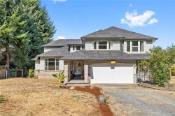 5145 Grouhel Rd Ladysmith, BC V9G 1J4