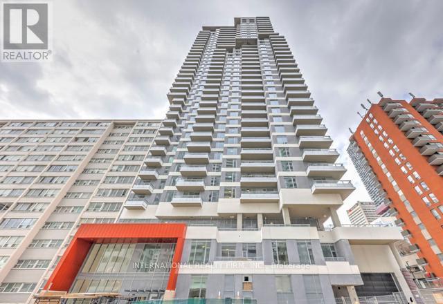 building front - 918 - 50 Dunfield Avenue, Toronto, ON - Outdoor With Balcony With Facade