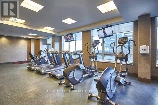 1001 - 7171 Yonge Street, Markham, ON - Indoor Photo Showing Gym Room