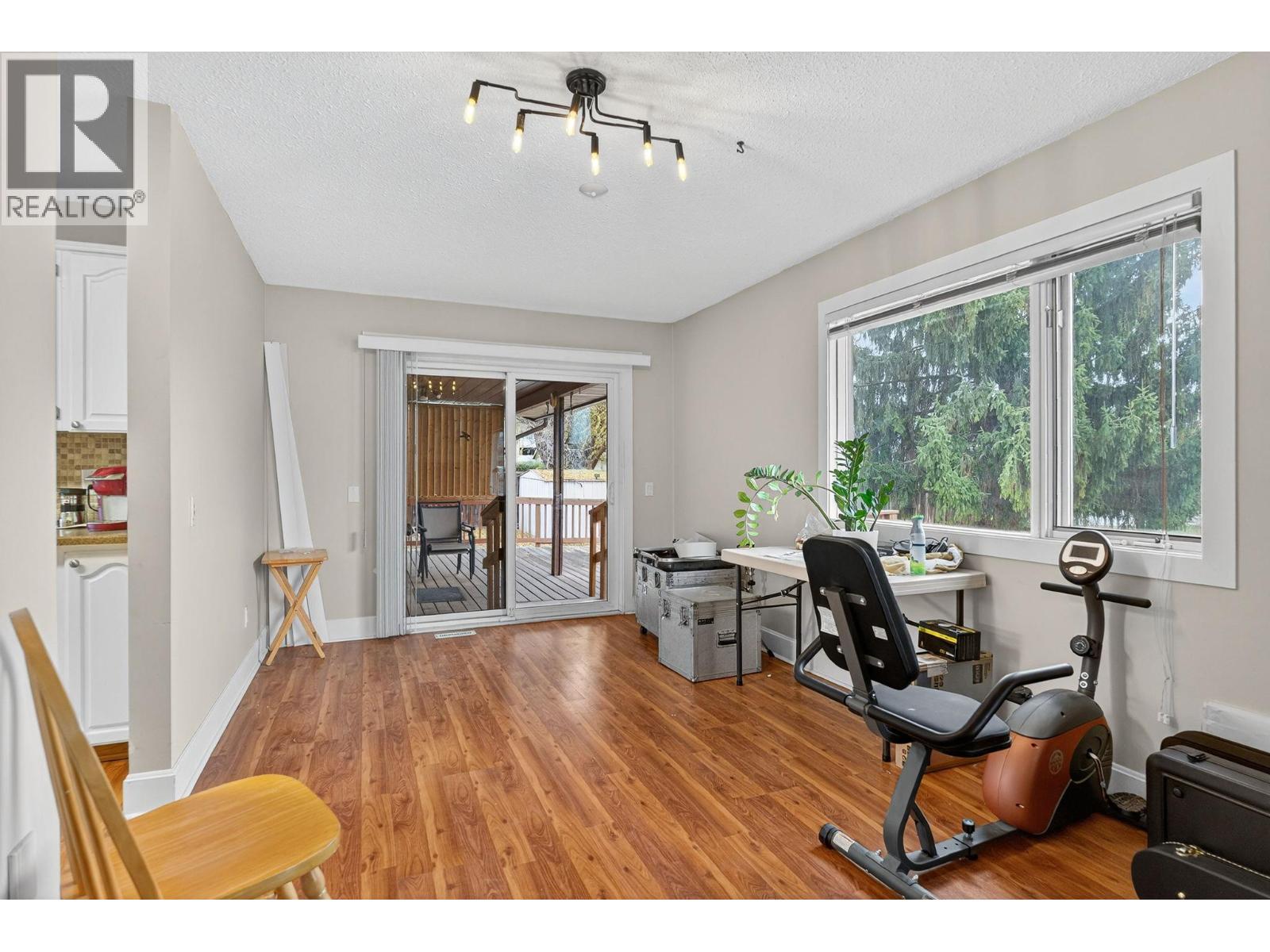 Dinning Room - 3109 Appaloosa Road, Kelowna, BC