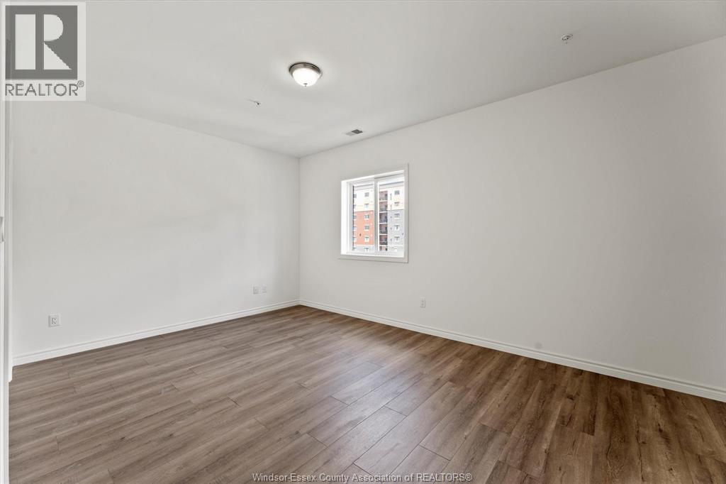 1888 Westview Park Boulevard Unit# 114, Lasalle, ON - Indoor Photo Showing Other Room