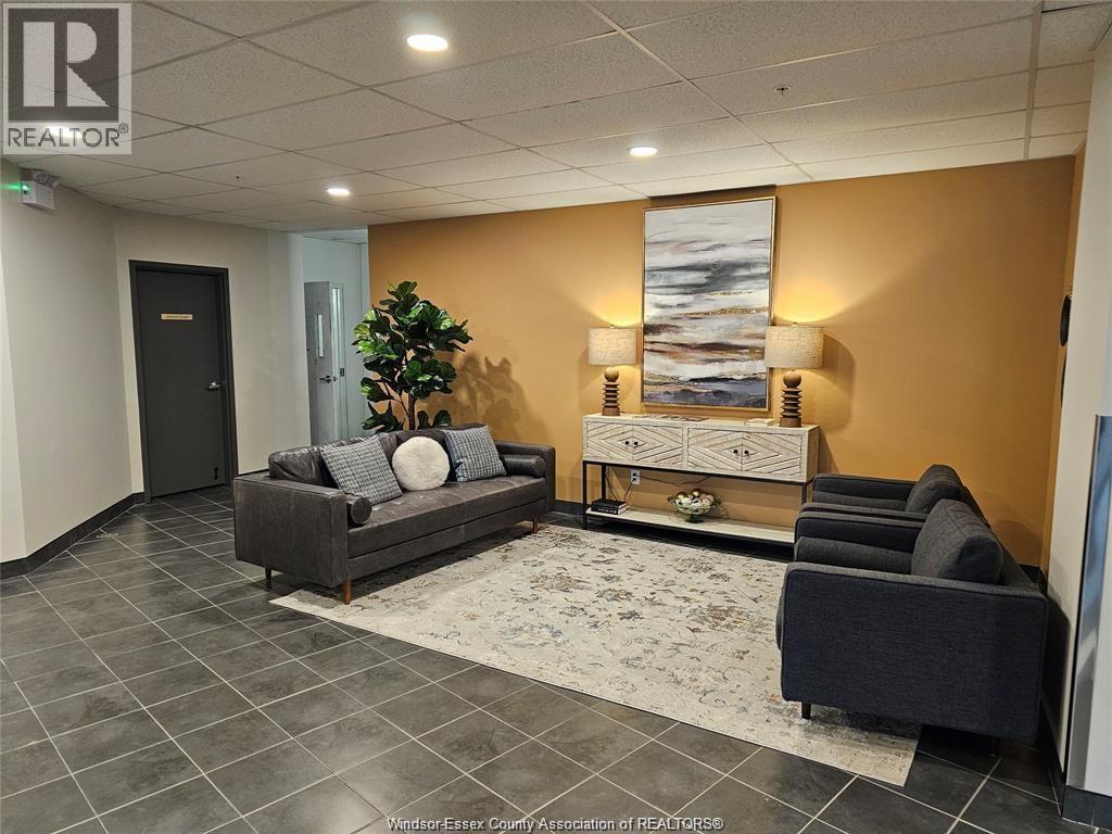 1888 Westview Park Boulevard Unit# 114, Lasalle, ON - Indoor