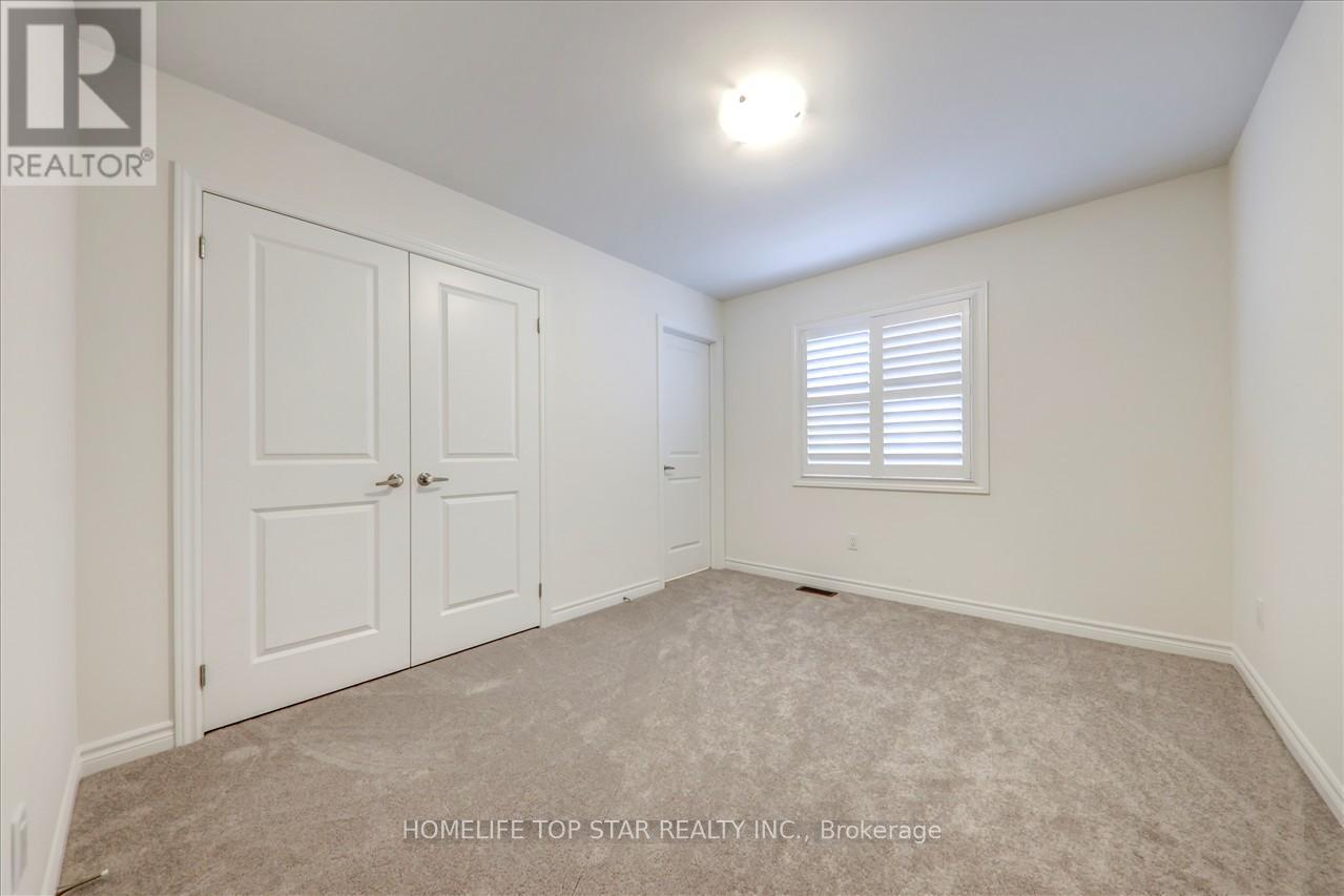 55 Brethet Heights, New Tecumseth, ON - Indoor Photo Showing Other Room