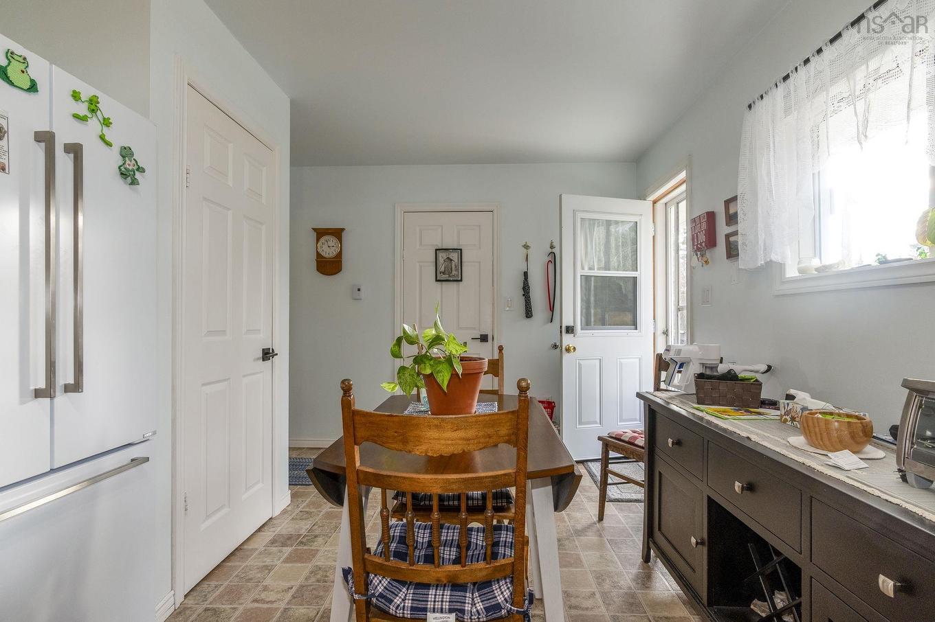 38-44 North Avenue, New Glasgow, NS