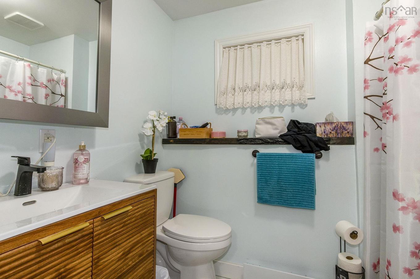 38-44 North Avenue, New Glasgow, NS