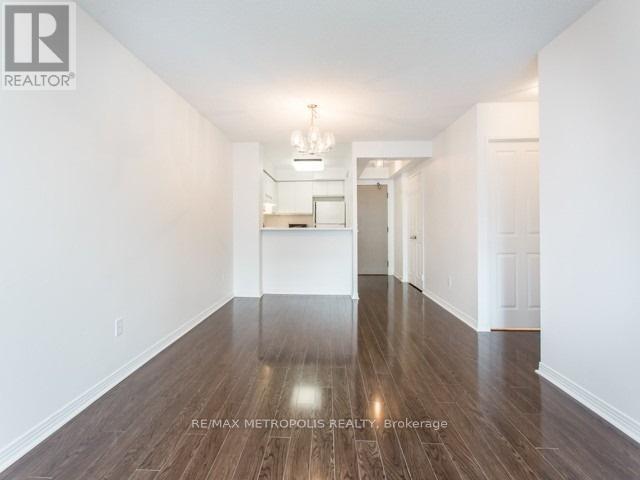 719 - 942 Yonge Street, Toronto, ON - Indoor Photo Showing Other Room