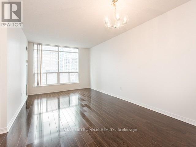 719 - 942 Yonge Street, Toronto, ON - Indoor Photo Showing Other Room