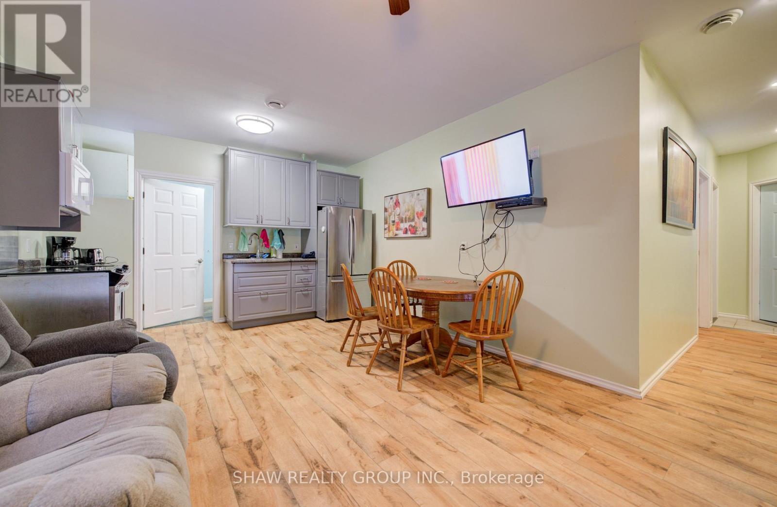 3 - 4 Perin Place, Kitchener, ON - Indoor