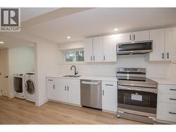 Suite galley kitchen -