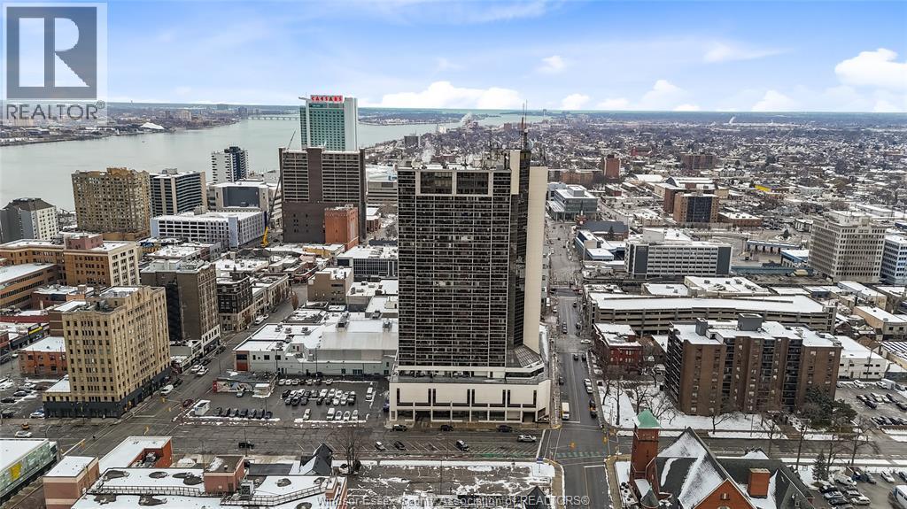 150 Park Unit# 802, Windsor, ON - Outdoor With View