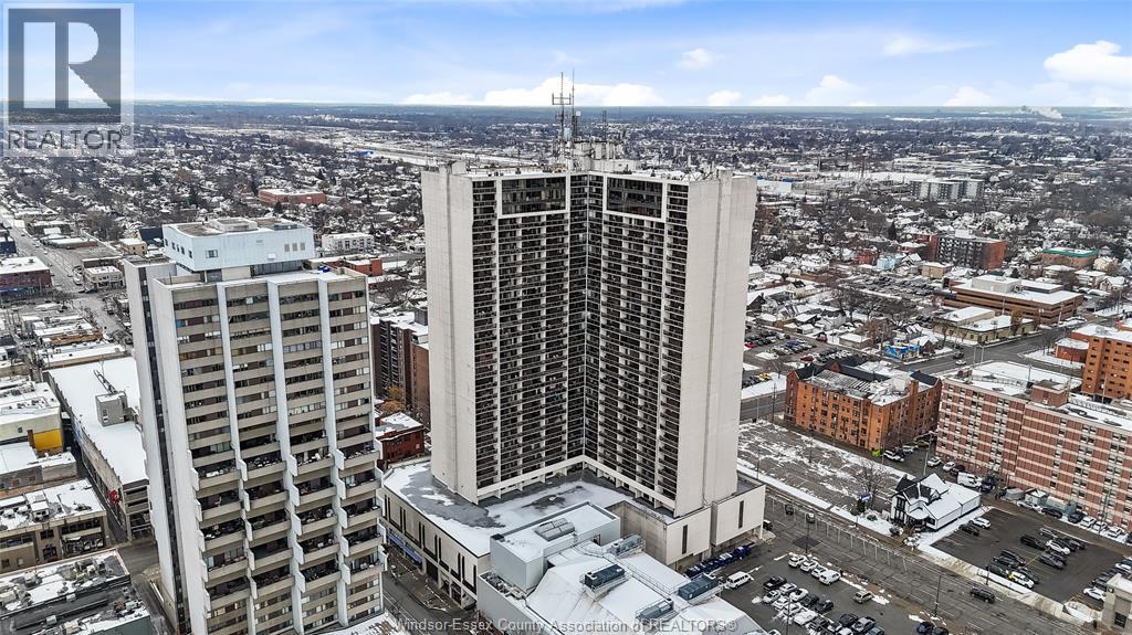 150 Park Unit# 802, Windsor, ON - Outdoor