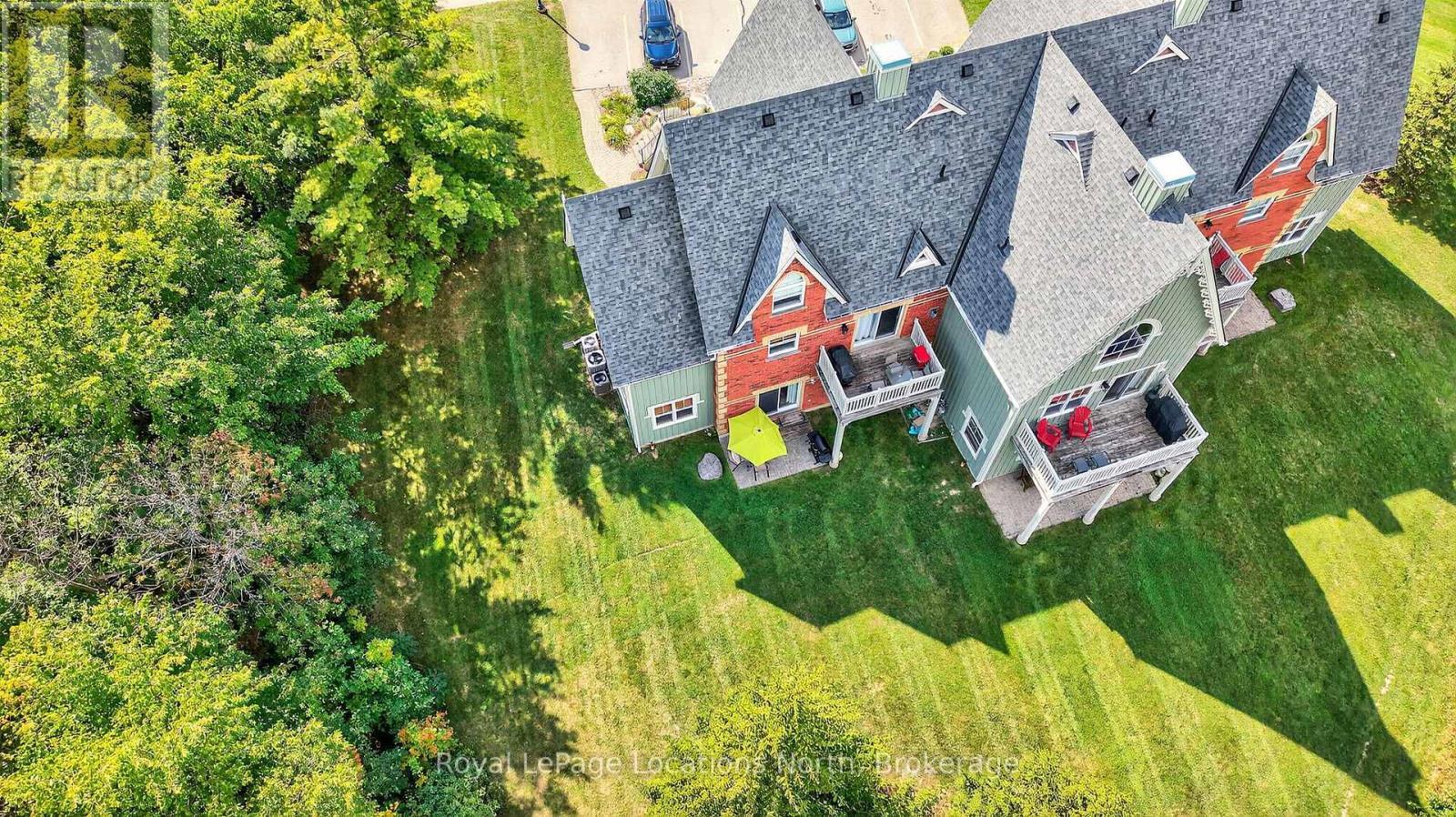 121 - 170 Snowbridge Way, Blue Mountains, ON - Outdoor