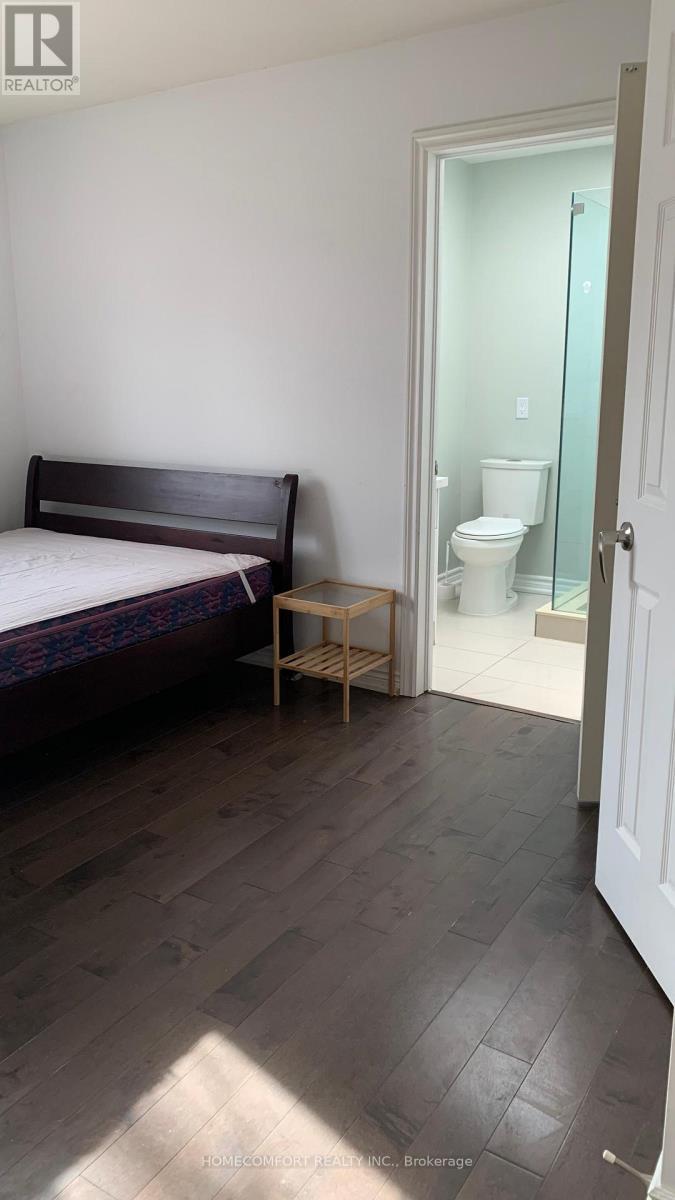 23 Laredo Court, Toronto, ON - Indoor Photo Showing Bathroom