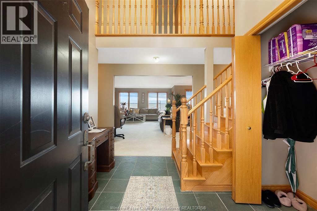 12906 Riverside Drive, Tecumseh, ON - Indoor Photo Showing Other Room