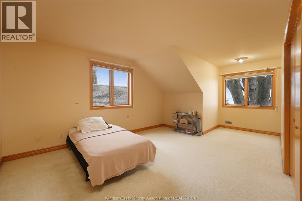 12906 Riverside Drive, Tecumseh, ON - Indoor